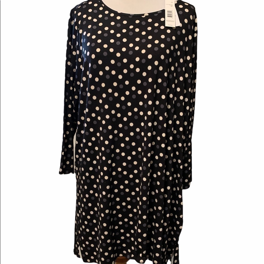 T Tahari black polka dot slit side tunic, NWT